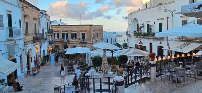 Alla scoperta delle bellezze pugliesi Lecce e Ostuni