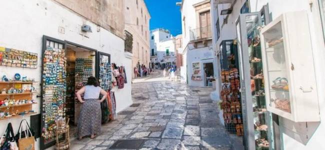 Alla scoperta delle bellezze pugliesi Lecce e Ostuni