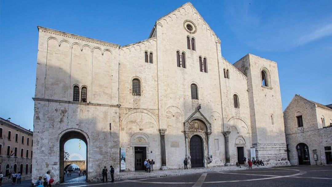 Vivi Bari come un vero barese: A Walking Tour a Bari città